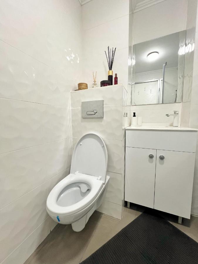 Studio 118 - A Luxury Place,10Min Walk To City Center Timisoara Ngoại thất bức ảnh